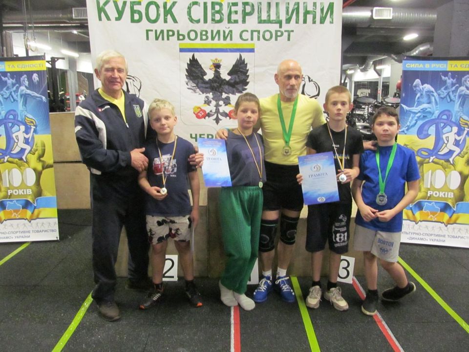 Корюківські гирьовики повернулися з Кубка Сіверщини з медалями