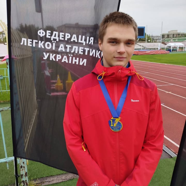 Роман Жменьковський – подвійний чемпіон України з легкої атлетики