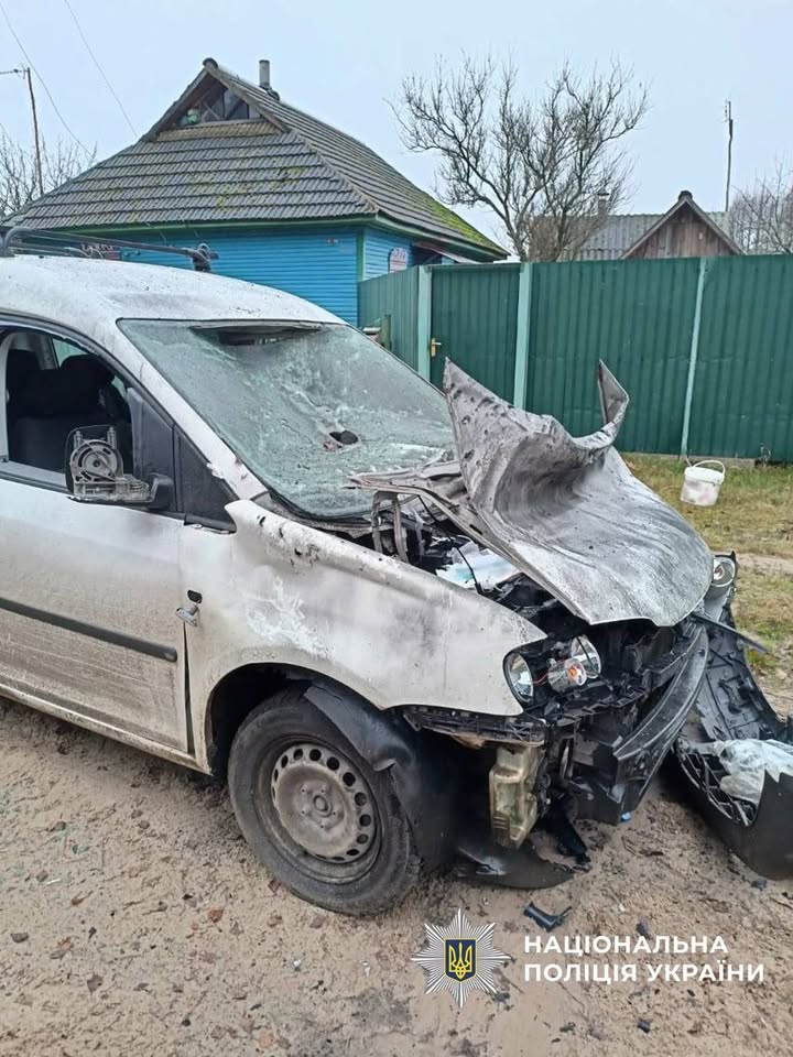 У Корюківській громаді дрон пошкодив житловий будинок та авто компанії