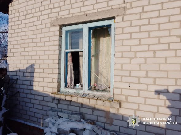 Дрони пошкодили будинки та об’єкт зв’язку у Корюківському районі