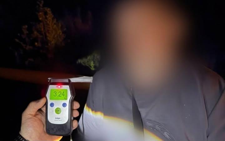 Шістьох нетверезих водіїв затримали на Корюківщині за вихідні: один врізався у відбійник