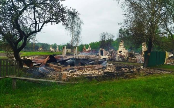 У Шишківці на Корюківщині росіяни масово спалюють будинки: село на межі знищення