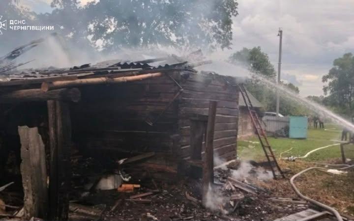 Російські безпілотники атакували села Корюківської громади