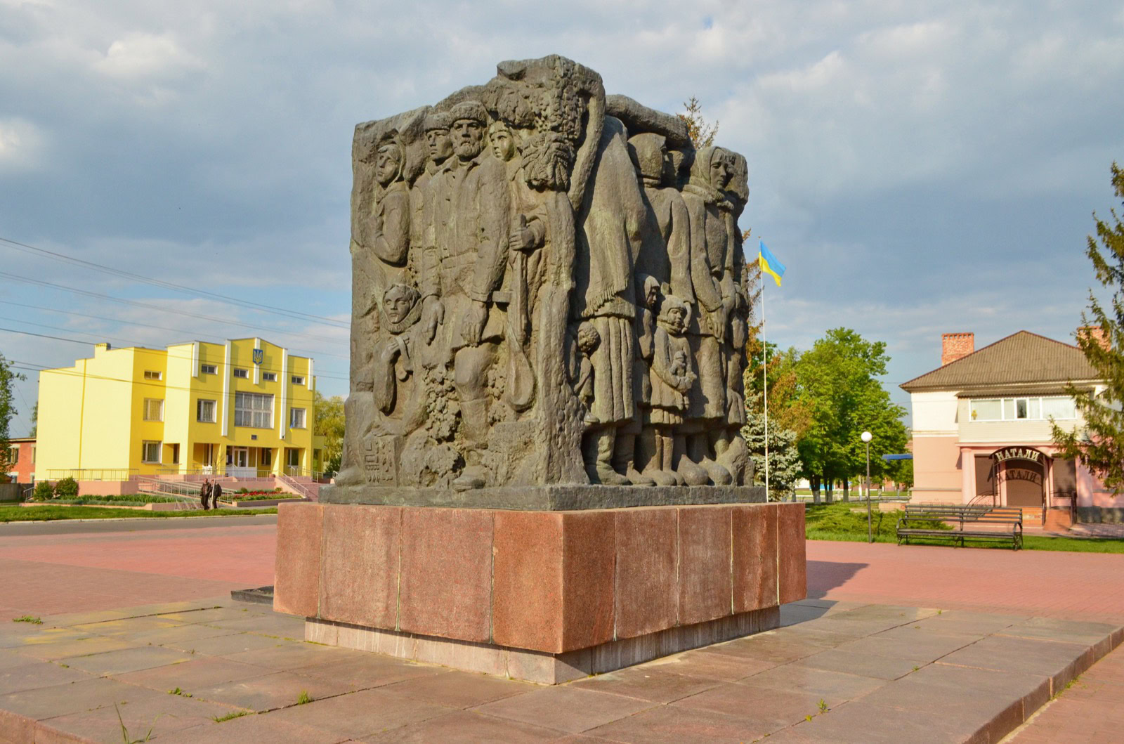 Хірург, який повернув життя у випалене місто: Олександр Стржалковський і Корюківська лікарня
