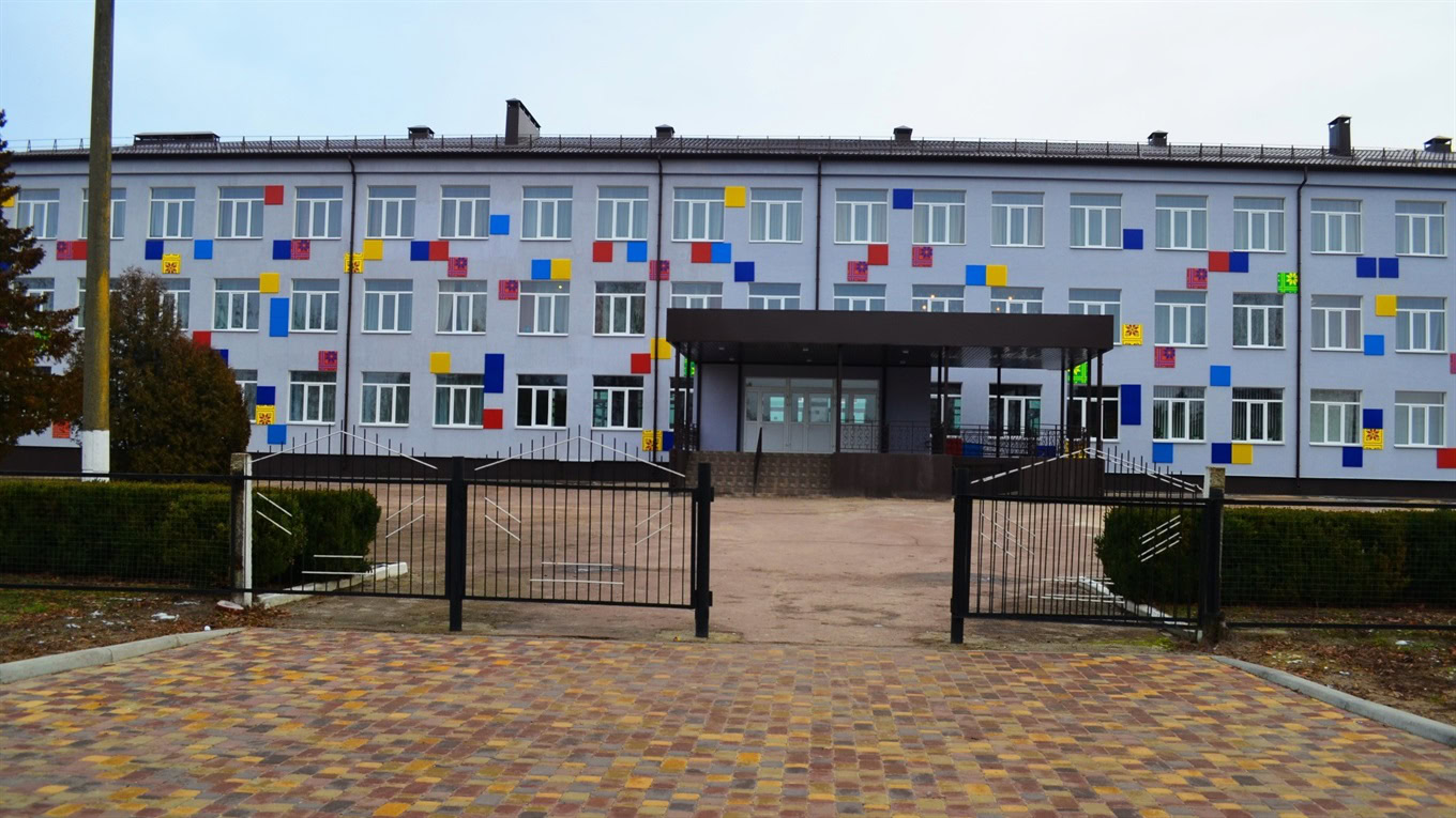 Зошит і дві кімнати: як Галина Костюк зробила з корюківської памʼяті музей